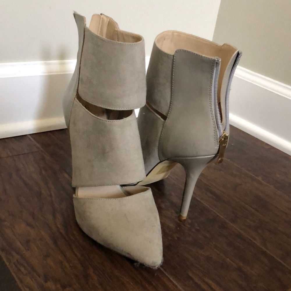 Taupe heels